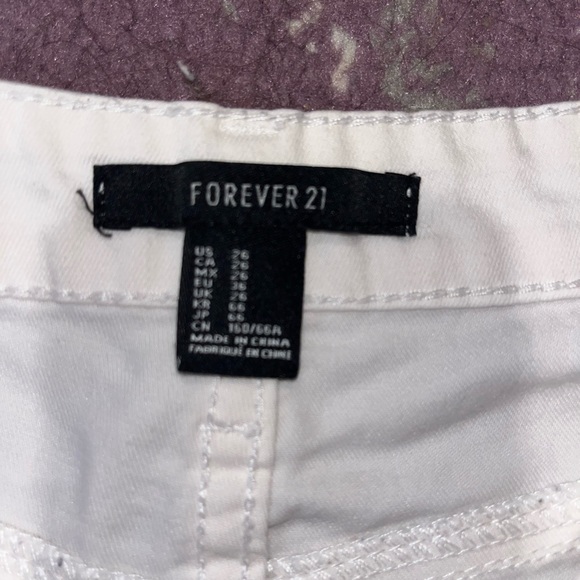 Forever 21, size 26 white jean shorts - Picture 3 of 3